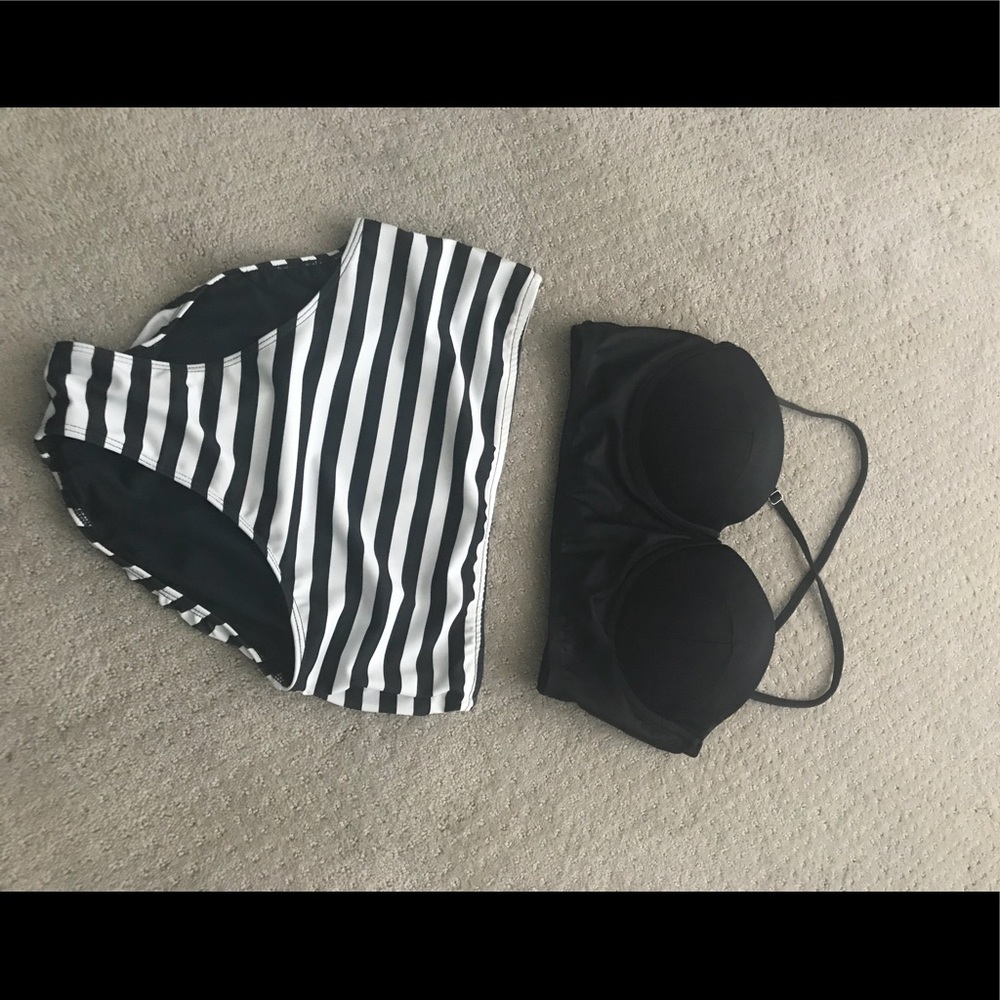 Albion Fit High waisted bottoms and black top.